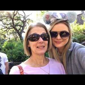 Meet your Posher, Donna